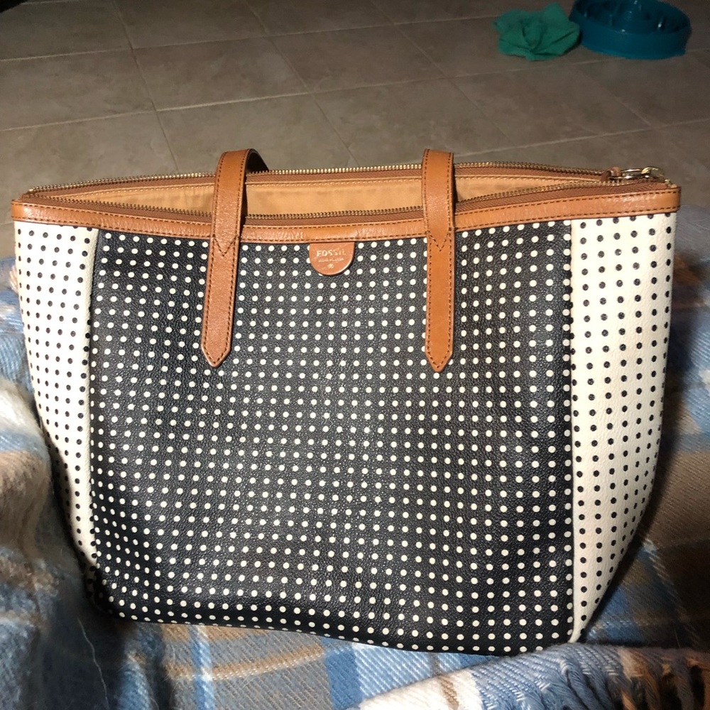 Large Fossil satchel tote excellent condition